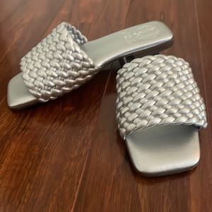 Vince Camuto Slides